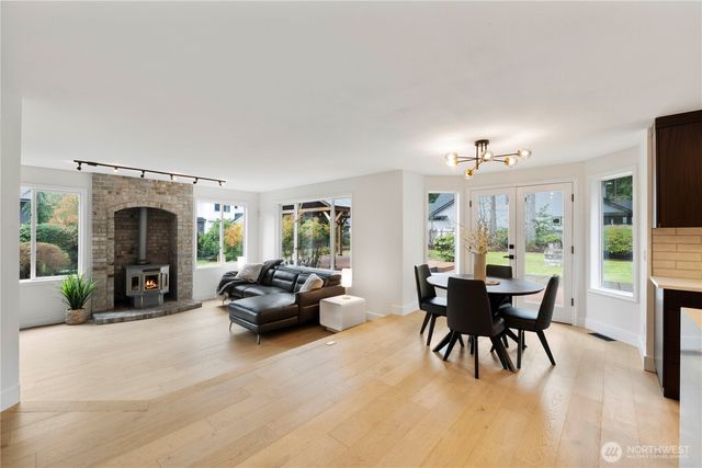 22314 SE 290th Street, Black Diamond, WA 98010