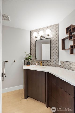 22314 SE 290th Street, Black Diamond, WA 98010