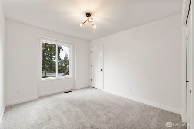 22314 SE 290th Street, Black Diamond, WA 98010