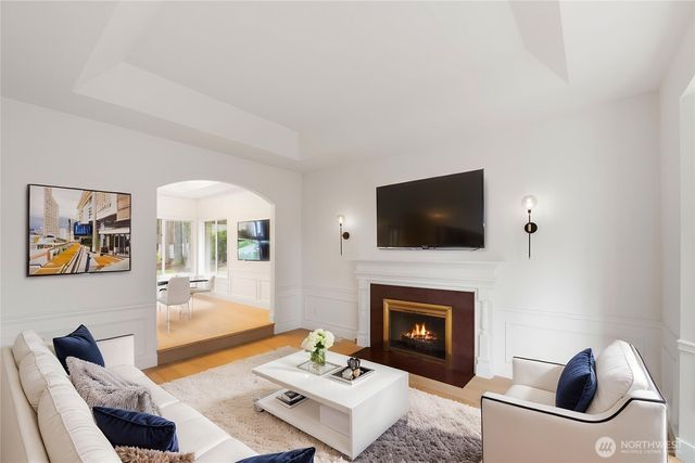 22314 SE 290th Street, Black Diamond, WA 98010