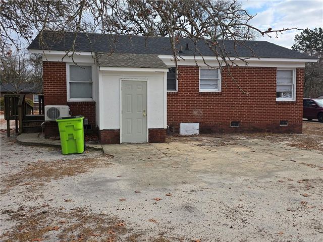 206 Seventh Street, Spring Lake, NC 28390