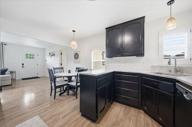 10200 Indian Hill Rd, Newcastle, CA 95658
