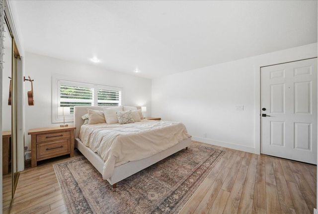 10200 Indian Hill Rd, Newcastle, CA 95658