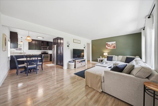10200 Indian Hill Rd, Newcastle, CA 95658