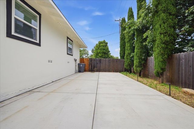 10200 Indian Hill Rd, Newcastle, CA 95658