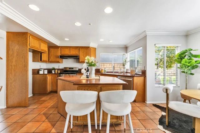 14262 Rideout Court, Fontana, CA 92336