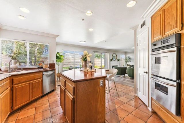 14262 Rideout Court, Fontana, CA 92336