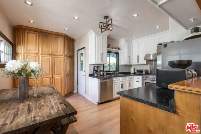 22025 San Miguel Street, Los Angeles, CA 91364