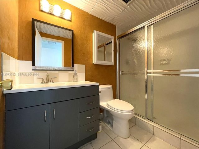 5001 Collins Avenue 15D, Miami Beach, FL 33140