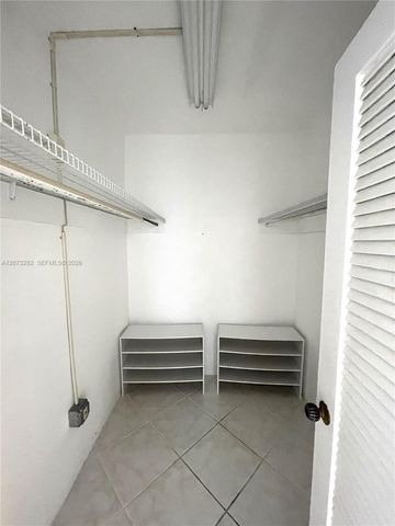 5001 Collins Avenue 15D, Miami Beach, FL 33140