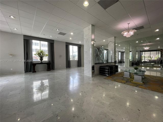 5001 Collins Avenue 15D, Miami Beach, FL 33140