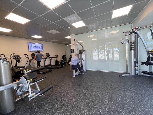 5001 Collins Avenue 15D, Miami Beach, FL 33140