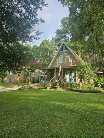 67 Duke Ave., Purvis, MS 39475