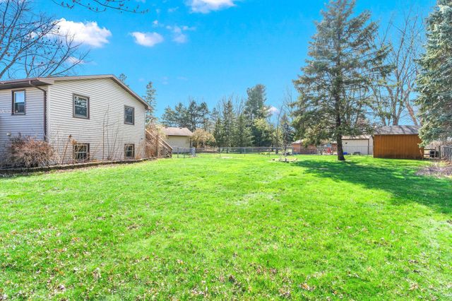 1893 Sunrise Court, White Bear Lake, MN 55110