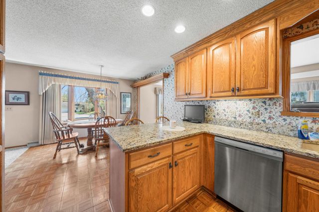 1893 Sunrise Court, White Bear Lake, MN 55110