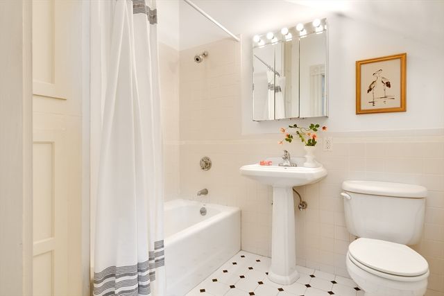 70-1 Cushing Street 1, Cambridge, MA 02138