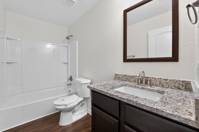 1564 Breanna LN, Kyle, TX 78640