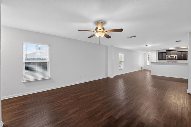 1564 Breanna LN, Kyle, TX 78640