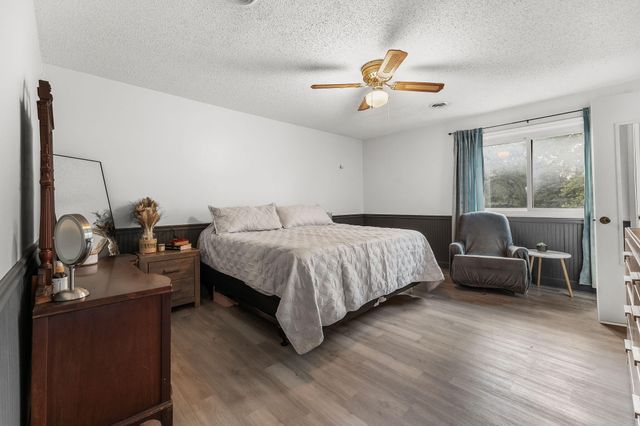 1820 E Hines Street, Republic, MO 65738