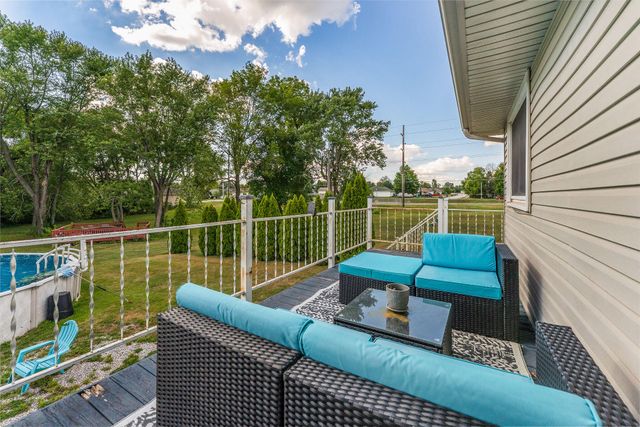 1820 E Hines Street, Republic, MO 65738