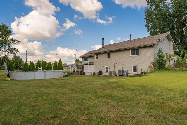 1820 E Hines Street, Republic, MO 65738