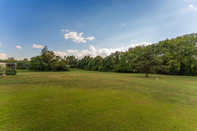 1820 E Hines Street, Republic, MO 65738