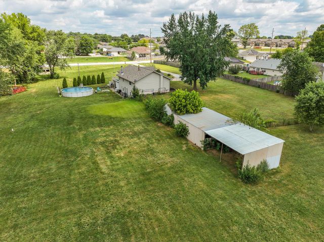 1820 E Hines Street, Republic, MO 65738