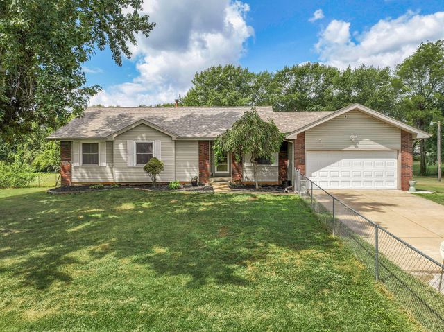 1820 E Hines Street, Republic, MO 65738