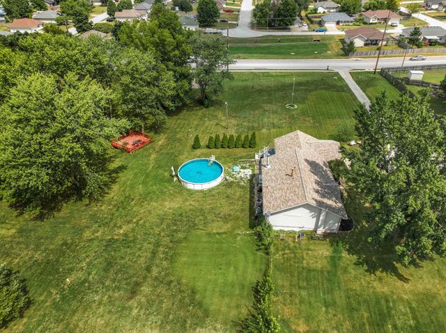 1820 E Hines Street, Republic, MO 65738