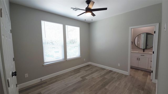765 Enterprise Street A, Houston, TX 77088
