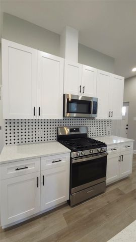 765 Enterprise Street A, Houston, TX 77088