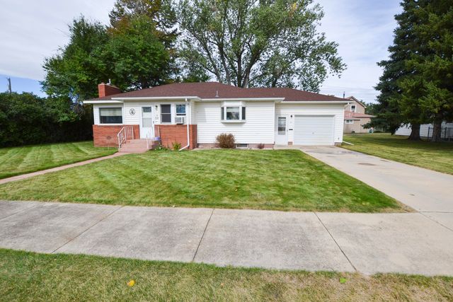 510 E Montana St, Lewistown, MT 59457 property photo
