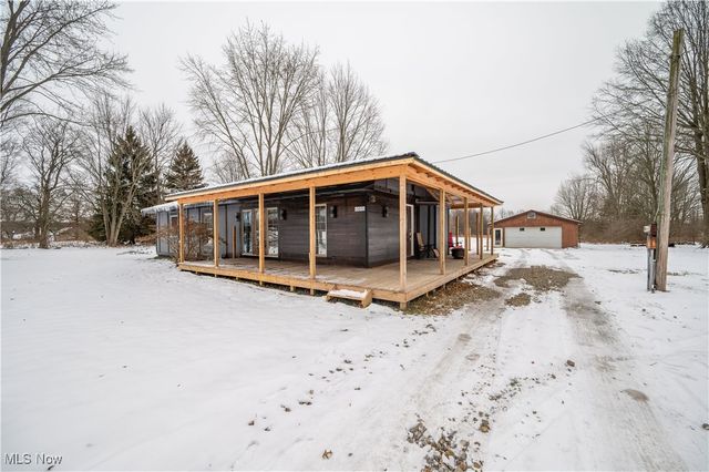 6498 Stoddard Hayes Road, Farmdale, OH 44417