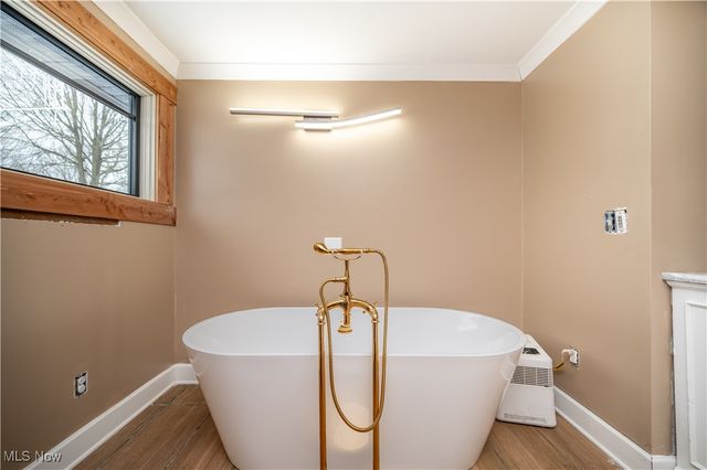 6498 Stoddard Hayes Road, Farmdale, OH 44417