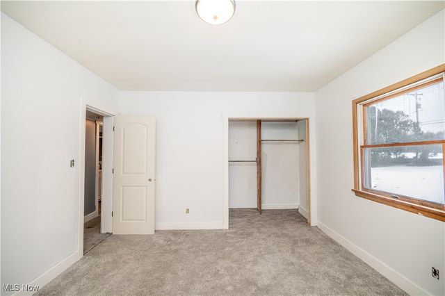 6498 Stoddard Hayes Road, Farmdale, OH 44417