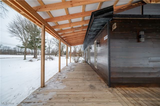 6498 Stoddard Hayes Road, Farmdale, OH 44417