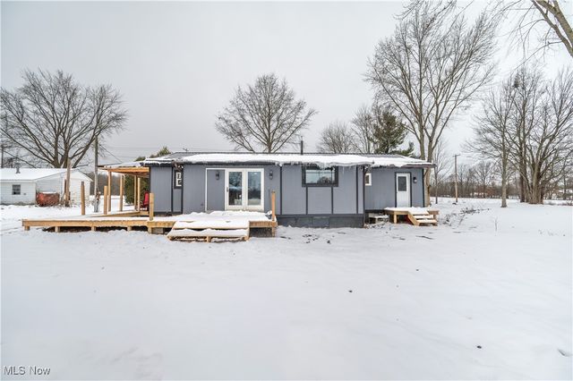 6498 Stoddard Hayes Road, Farmdale, OH 44417