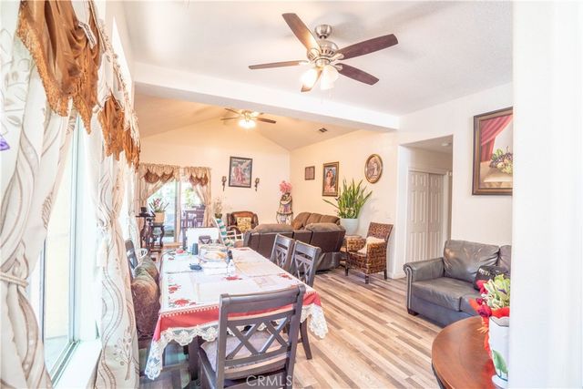2380 S Holly Ave, Fresno, CA 93706