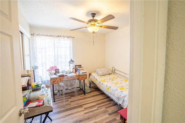2380 S Holly Ave, Fresno, CA 93706