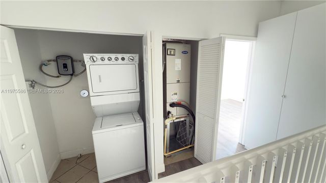 1522 SW 147th Ter, Pembroke Pines, FL 33027