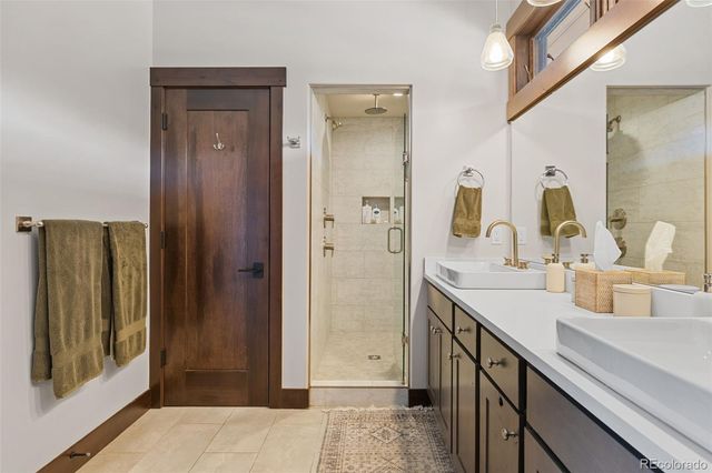 6 Vernon Way, Silverthorne, CO 80498