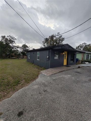 4213 E OSBORNE AVENUE, Tampa, FL 33610