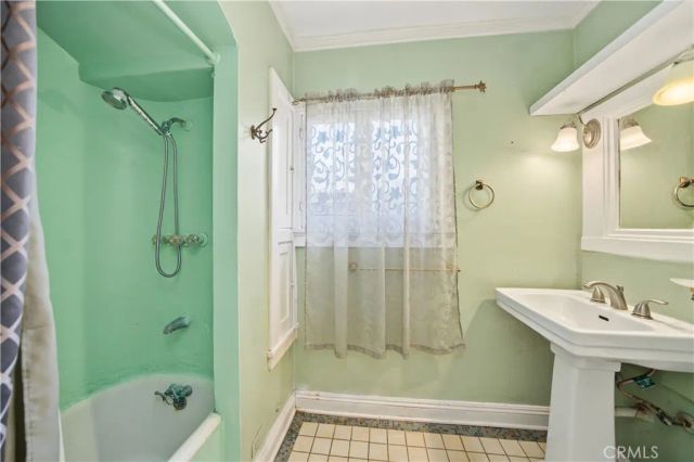 205 S Granada Avenue, Alhambra, CA 91801