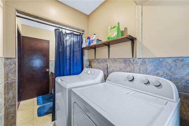 14622 Laquinta Street, Grandview, MO 64030