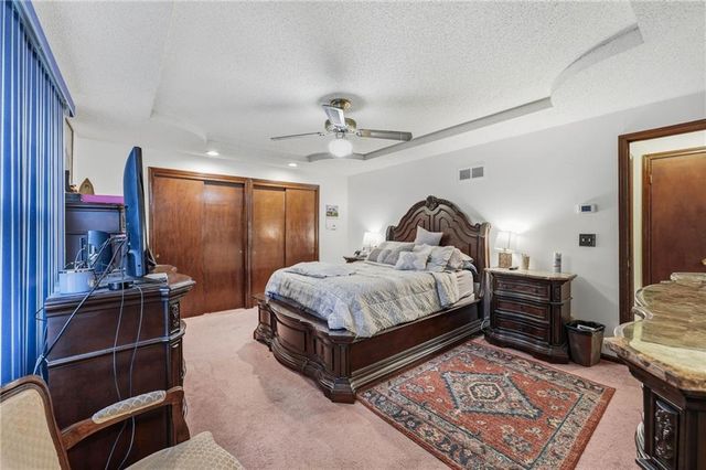 14622 Laquinta Street, Grandview, MO 64030
