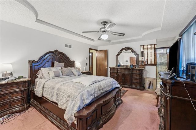 14622 Laquinta Street, Grandview, MO 64030
