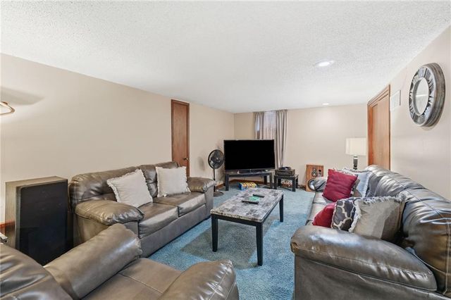 14622 Laquinta Street, Grandview, MO 64030