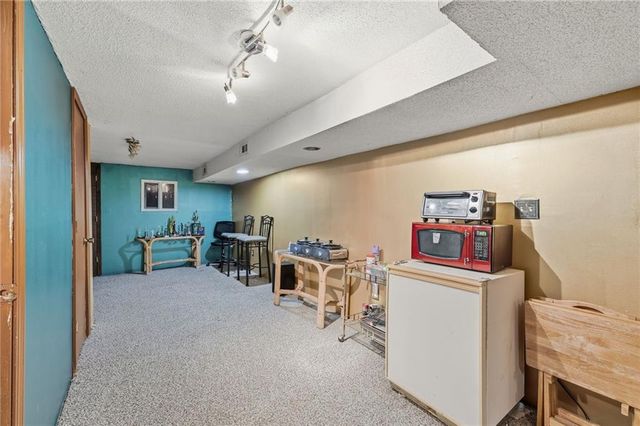 14622 Laquinta Street, Grandview, MO 64030