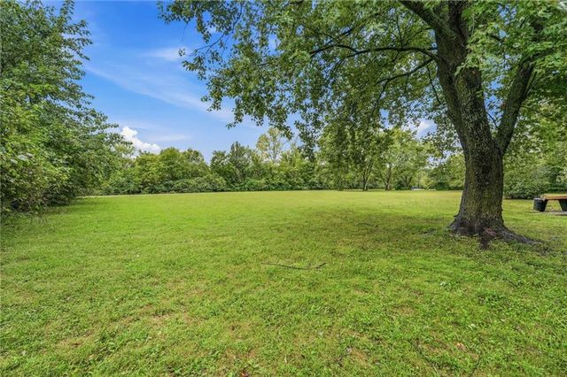14622 Laquinta Street, Grandview, MO 64030