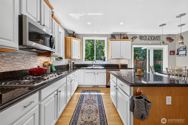 8108 N 9th, Tacoma, WA 98406